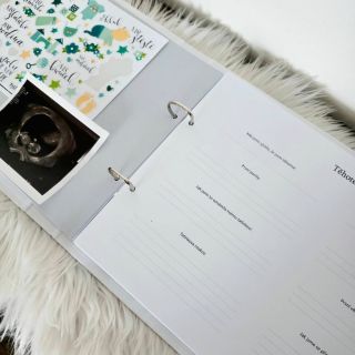 Vytvořte si ty nejhezčí vzpomínky na první roky Vašeho miminka. ❤️ V nabídce je také varianta pouze s čistými listy. Dále...